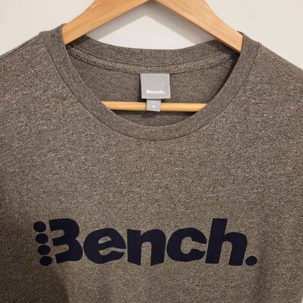 Bench Men’s Heathered Green Graphic T-Shirt Medium NWOT - Picture 3 of 6